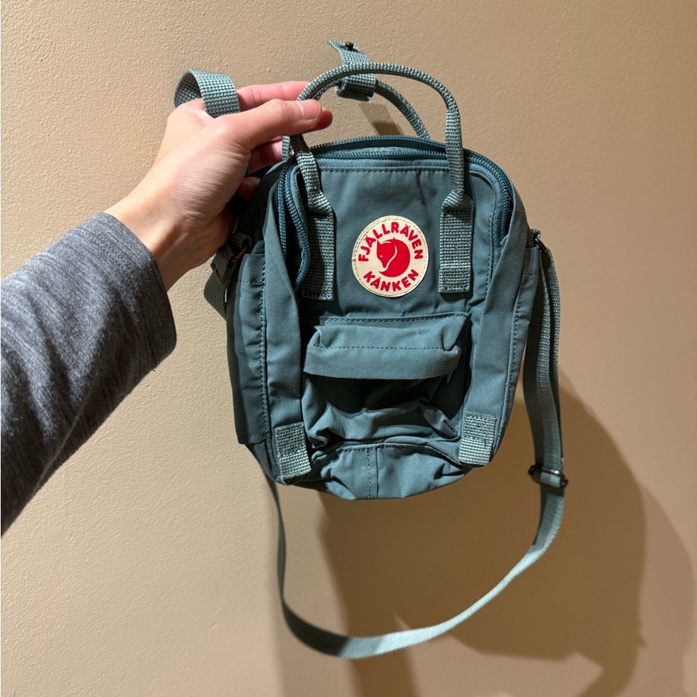 fjallraven kanken mini sling bag green